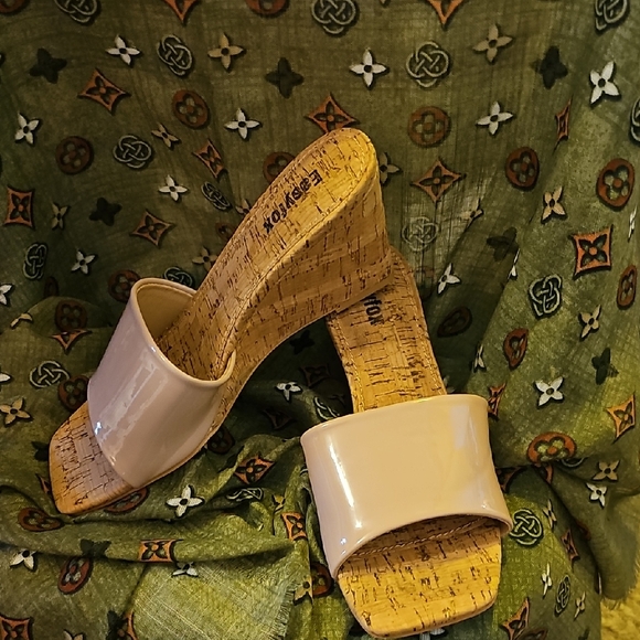 Tan Cork Women's Heels - Picture 1 of 8